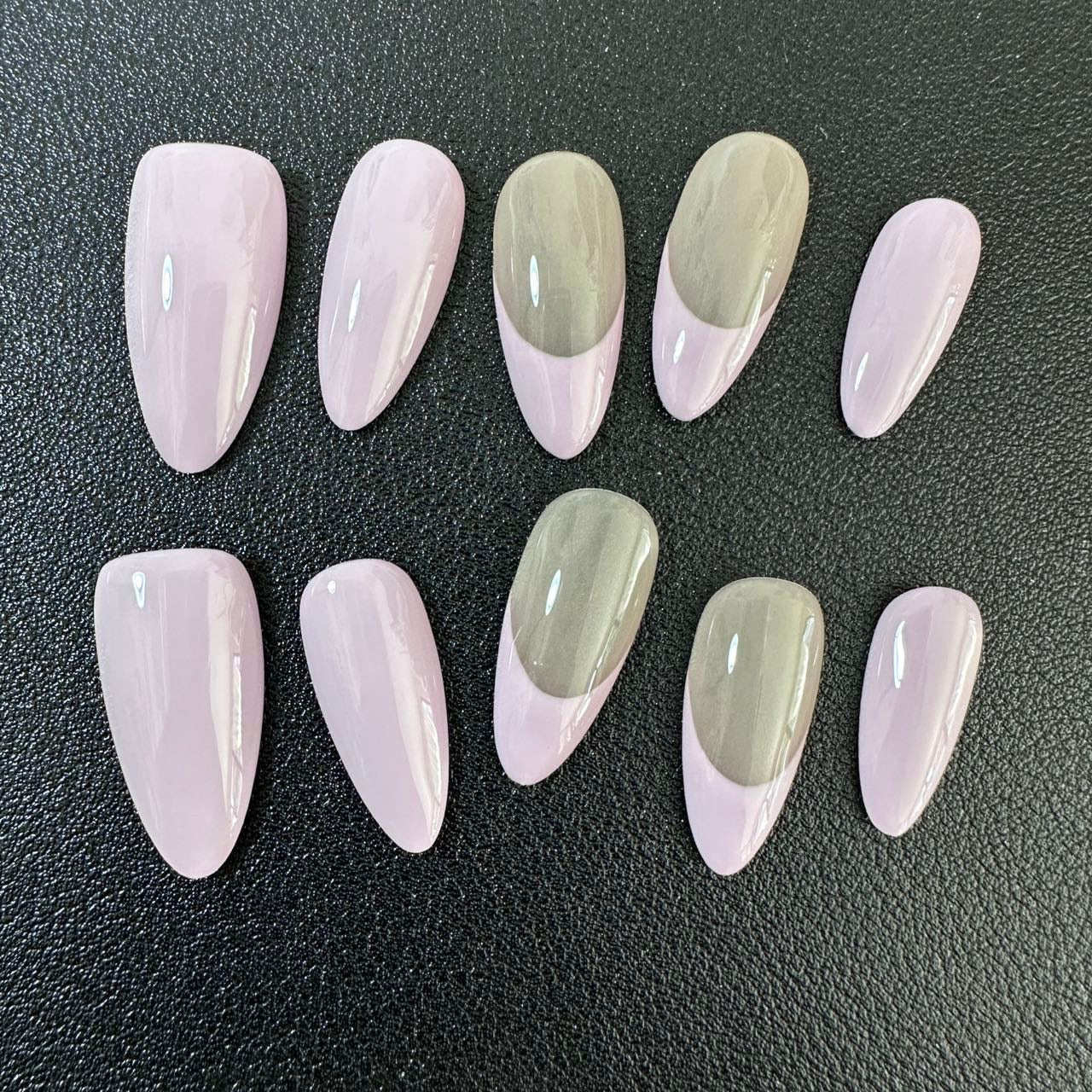 Minimalist Nails